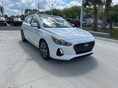 2020 Hyundai Elantra GT Base