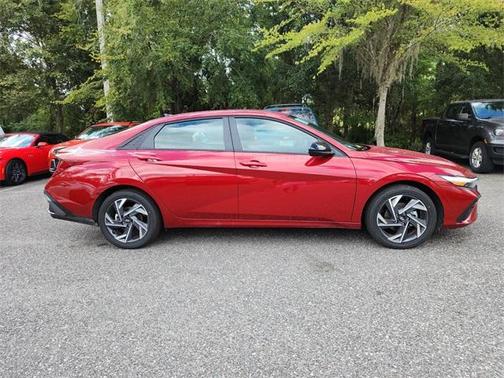 2025 Hyundai ELANTRA HEV SEL Sport