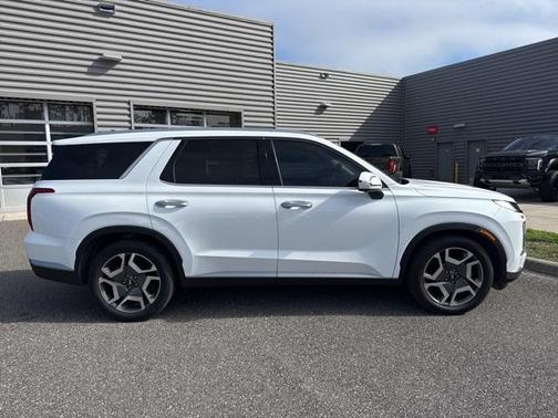 2025 Hyundai PALISADE SEL Premium