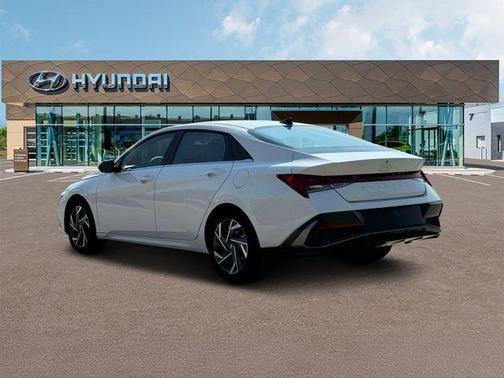 White 2025 Hyundai ELANTRA HEV Limited