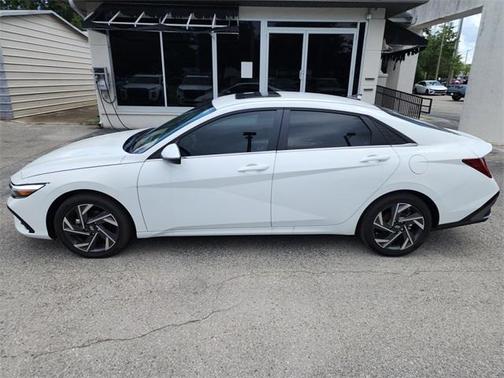 2025 Hyundai ELANTRA HEV Limited