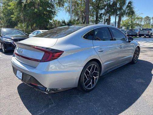 Shimmering Silver Pearl 2021 Hyundai SONATA N Line