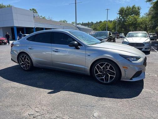 Shimmering Silver Pearl 2021 Hyundai SONATA N Line