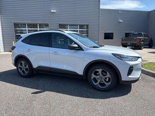 Space Silver 2025 Ford Escape ST-Line