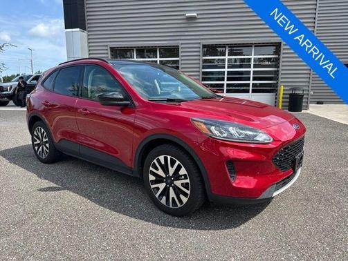 Red Metallic 2020 Ford Escape SE Sport Hybrid