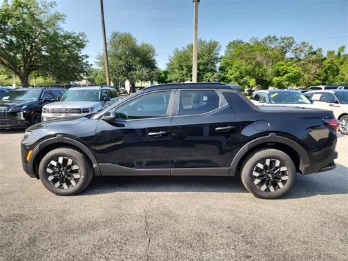 2025 Hyundai SANTA CRUZ SEL Activity