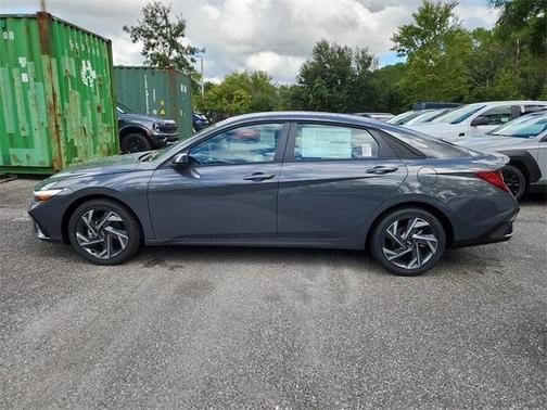 2025 Hyundai ELANTRA HEV SEL Sport