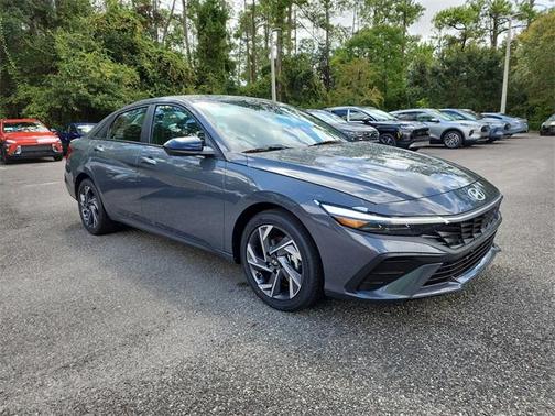 2025 Hyundai ELANTRA HEV SEL Sport