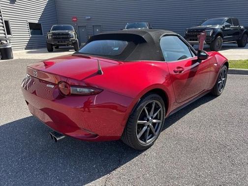 2016 Mazda MX-5 Miata Grand Touring
