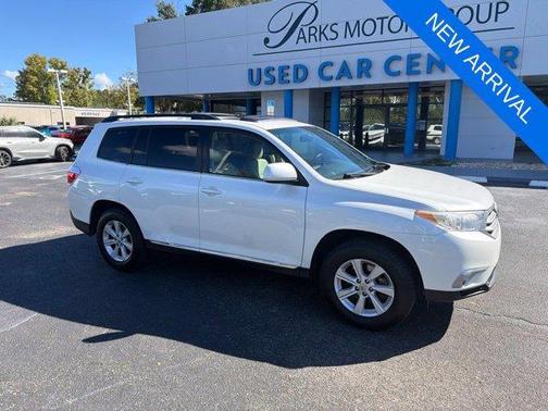 Blizzard Pearl 2011 Toyota Highlander SE