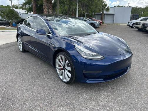 2018 Tesla Model 3 Long Range