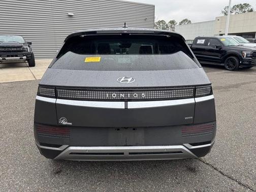 2022 Hyundai IONIQ 5 SEL