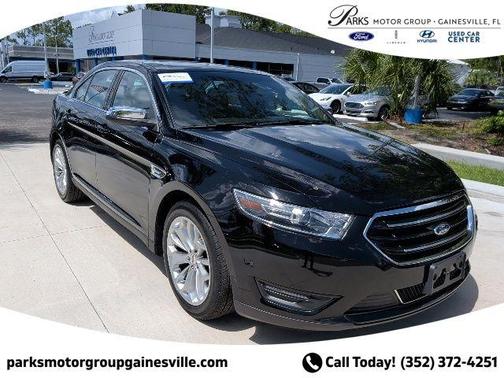 Shadow Black 2017 Ford Taurus Limited