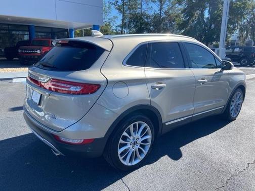 2015 Lincoln MKC Base