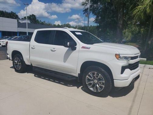 Summit White 2025 Chevrolet Silverado 1500 RST
