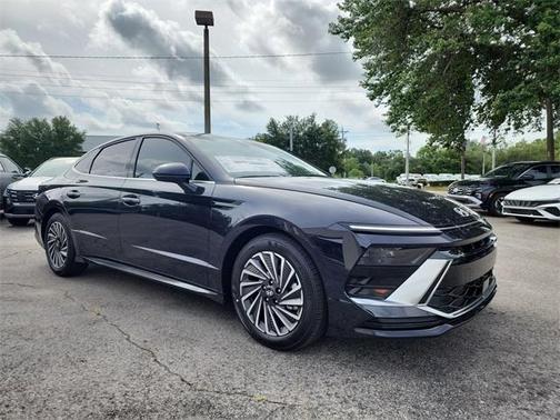 2025 Hyundai SONATA Hybrid SEL