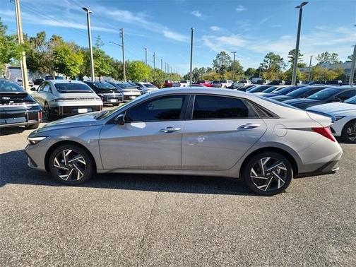 2025 Hyundai ELANTRA HEV SEL Sport