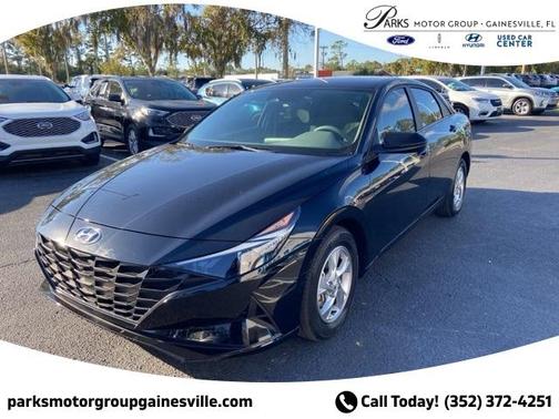 2023 Hyundai ELANTRA SE