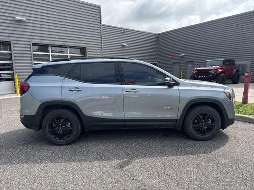 Sterling 2023 GMC Terrain AT4