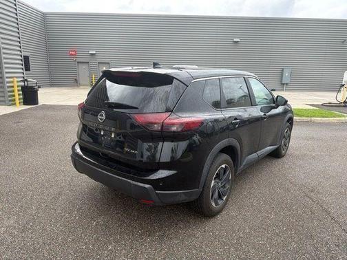 Super Black 2024 Nissan Rogue SV