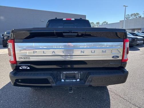 2022 Ford F-150 Platinum