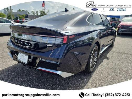 Carbon Blue 2025 Hyundai SONATA Hybrid Limited