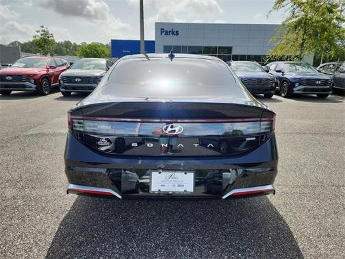 2025 Hyundai SONATA Hybrid Limited