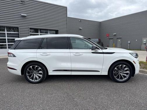 Pristine White 2023 Lincoln Aviator Grand Touring