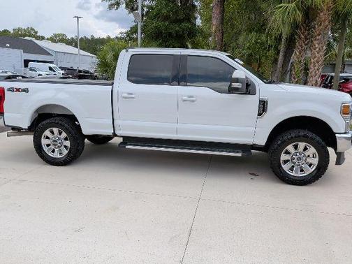Oxford White 2021 Ford F-250 Lariat