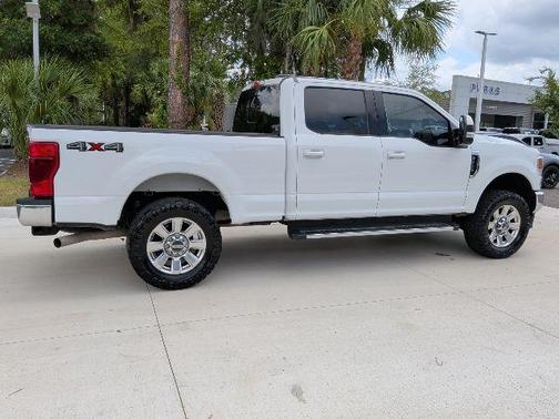 Oxford White 2021 Ford F-250 Lariat
