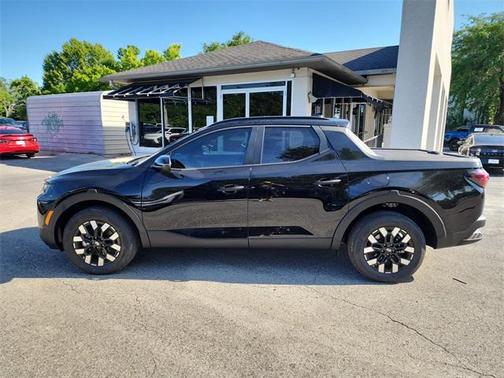 2025 Hyundai SANTA CRUZ SEL Activity