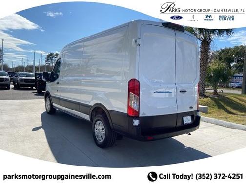 2022 Ford Transit-150 Base