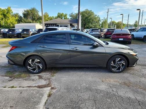 2025 Hyundai ELANTRA HEV SEL Sport