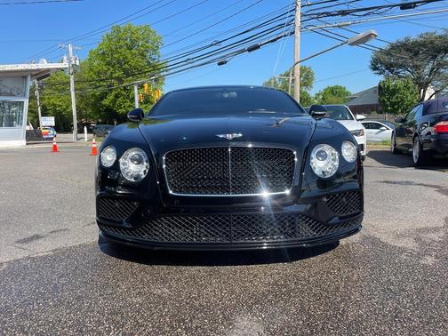 Photo 2 of 18 of 2017 Bentley Continental GT V8 S