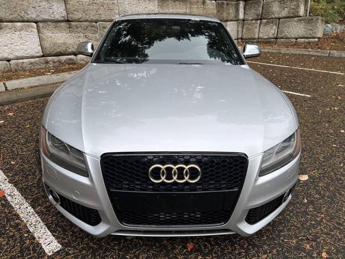 2009 Audi S5 quattro AWD 2dr Coupe 6M