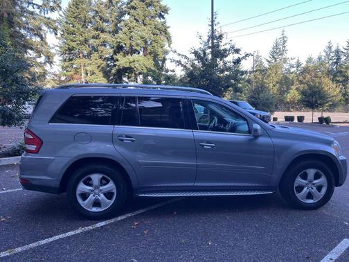 2011 Mercedes-Benz GL-Class 4MATIC