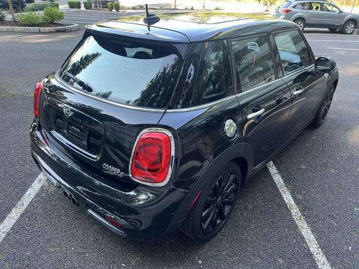 2016 MINI Hardtop Cooper S