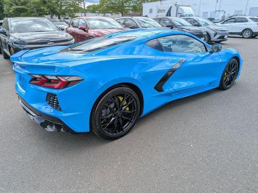 Rapid Blue 2024 Chevrolet Corvette Stingray w/2LT