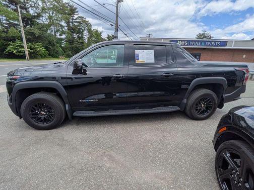 Black 2025 Chevrolet Silverado EV LT
