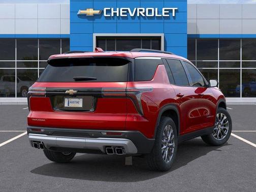 Radiant Red Tintcoat 2026 Chevrolet Traverse LT
