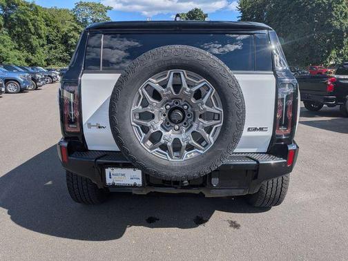 Interstellar White 2025 GMC HUMMER EV SUV 3X