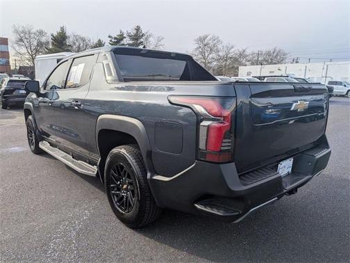 2025 Chevrolet Silverado EV LT