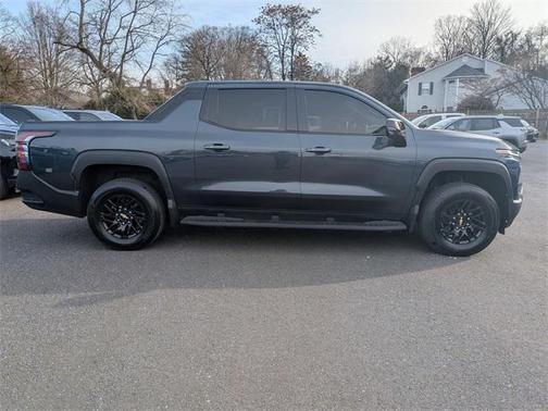 2025 Chevrolet Silverado EV LT