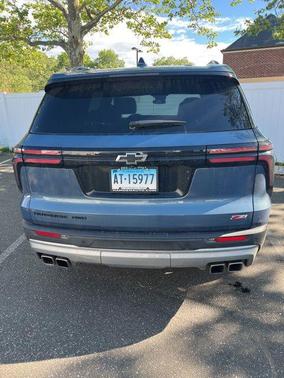 Lakeshore Blue Metallic 2025 Chevrolet Traverse AWD Z71
