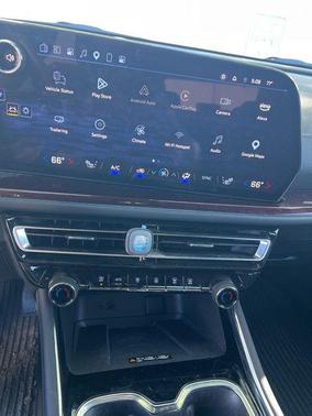 Lakeshore Blue Metallic 2025 Chevrolet Traverse AWD Z71