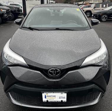 2022 Toyota C-HR XLE
