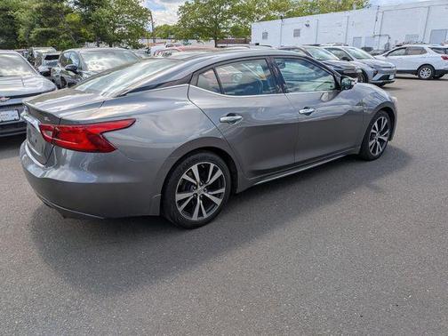 Gun Metallic 2017 Nissan Maxima 3.5 SL