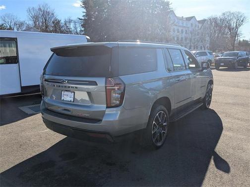 2024 Chevrolet Suburban RST