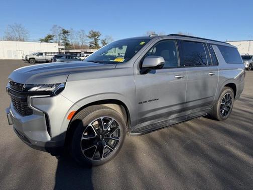 2024 Chevrolet Suburban RST
