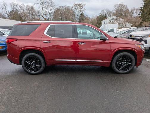 2021 Chevrolet Traverse Premier